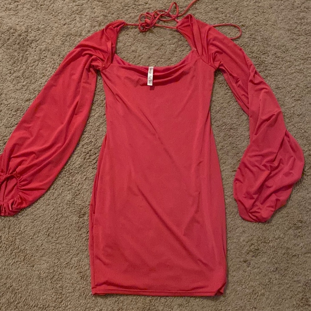 SUPER FLATTERING PINK DRESS